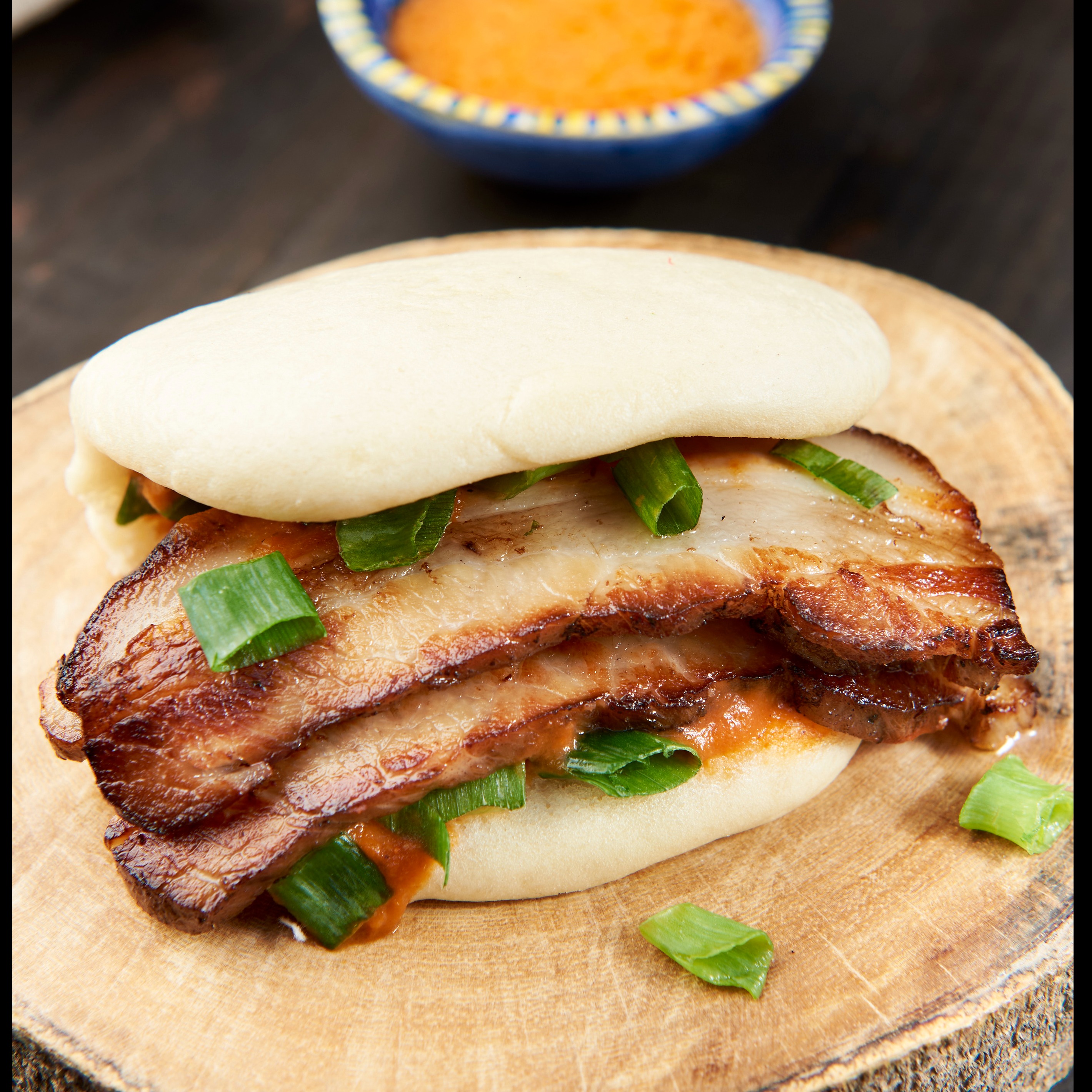 Dupla de Bun de barriga de porco/ Pork Belly Bun Double