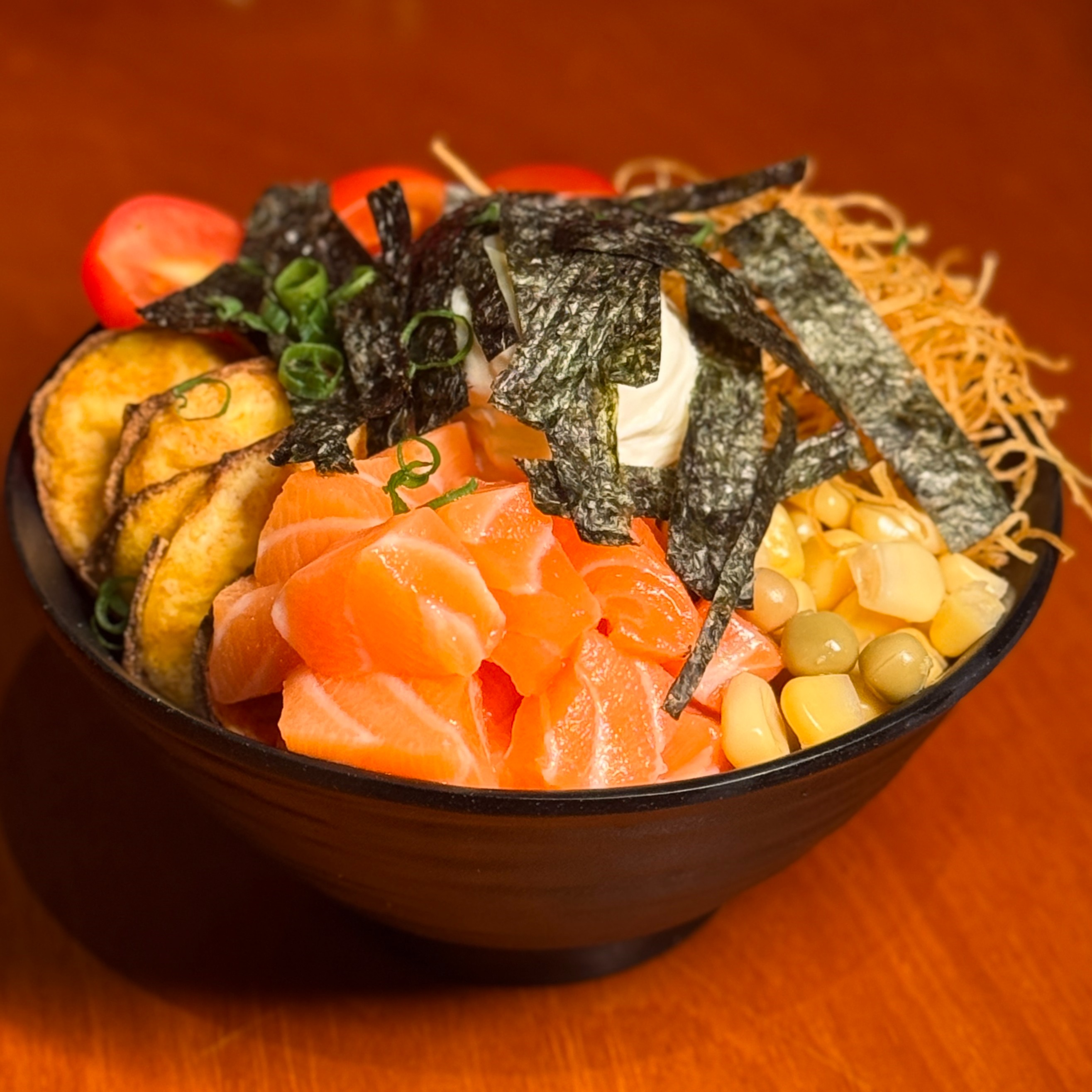 POKE SALADA SALMÃO + COCA COLA GRÁTIS