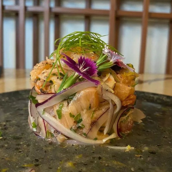 Ceviche + 04 Sushis + Refrigerante (200mL)