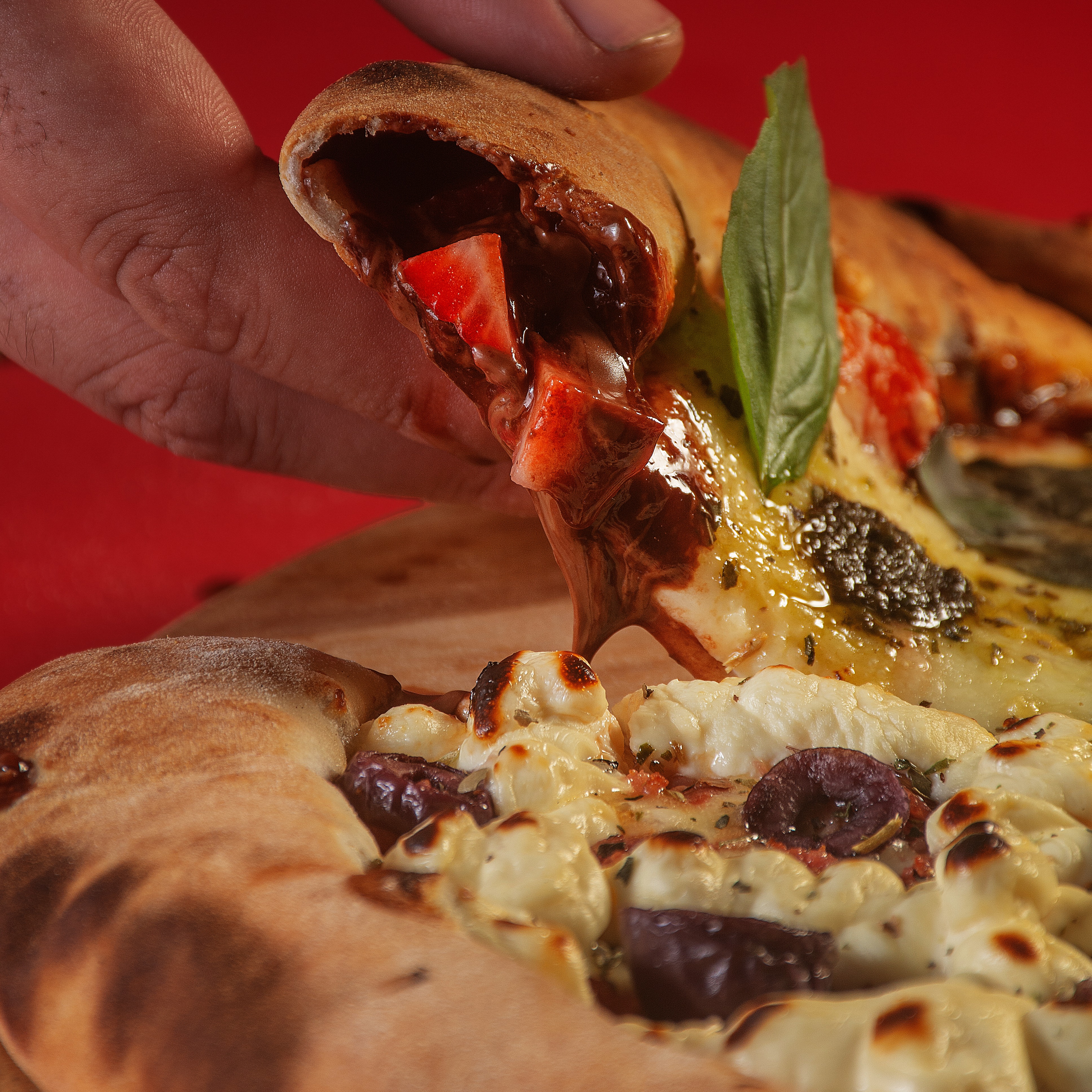 Pizza de 40cm + Refri 1,5lt = Borda Doce Grátis 