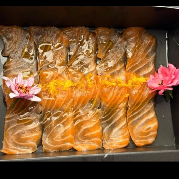 Carpaccio de Salmão 10 peças 