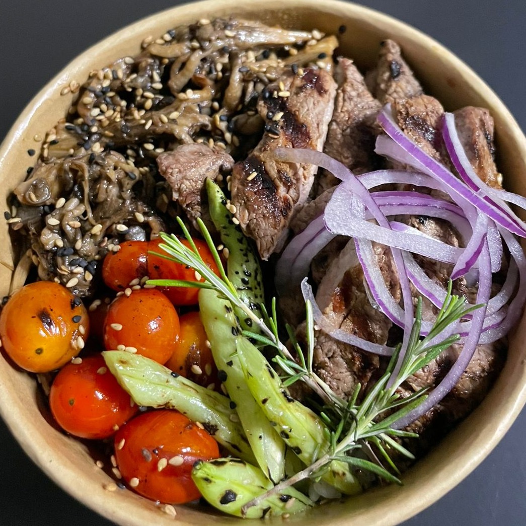 Donburi de Filé Mignon