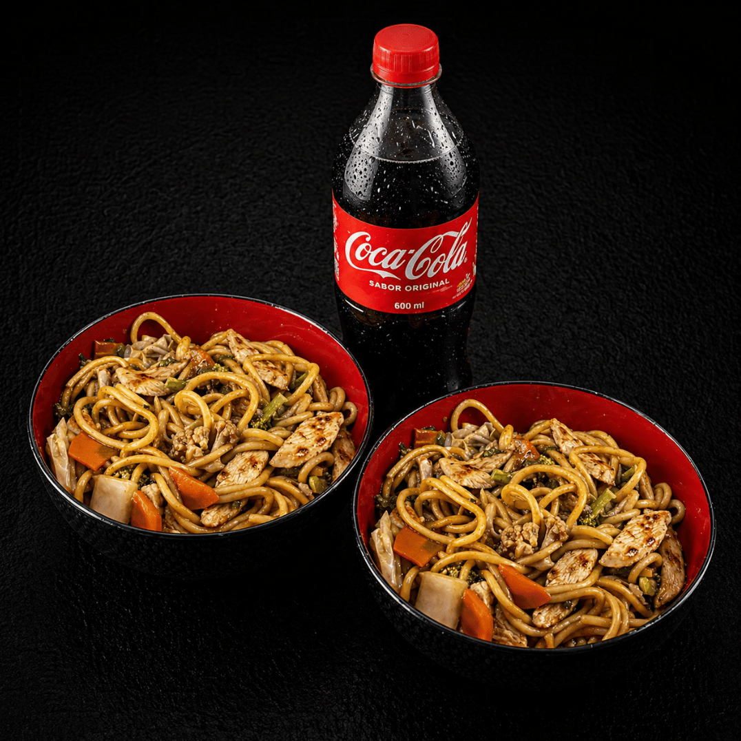Combo Friozinho a Dois (2 Yakisobas + Coca 600ml)