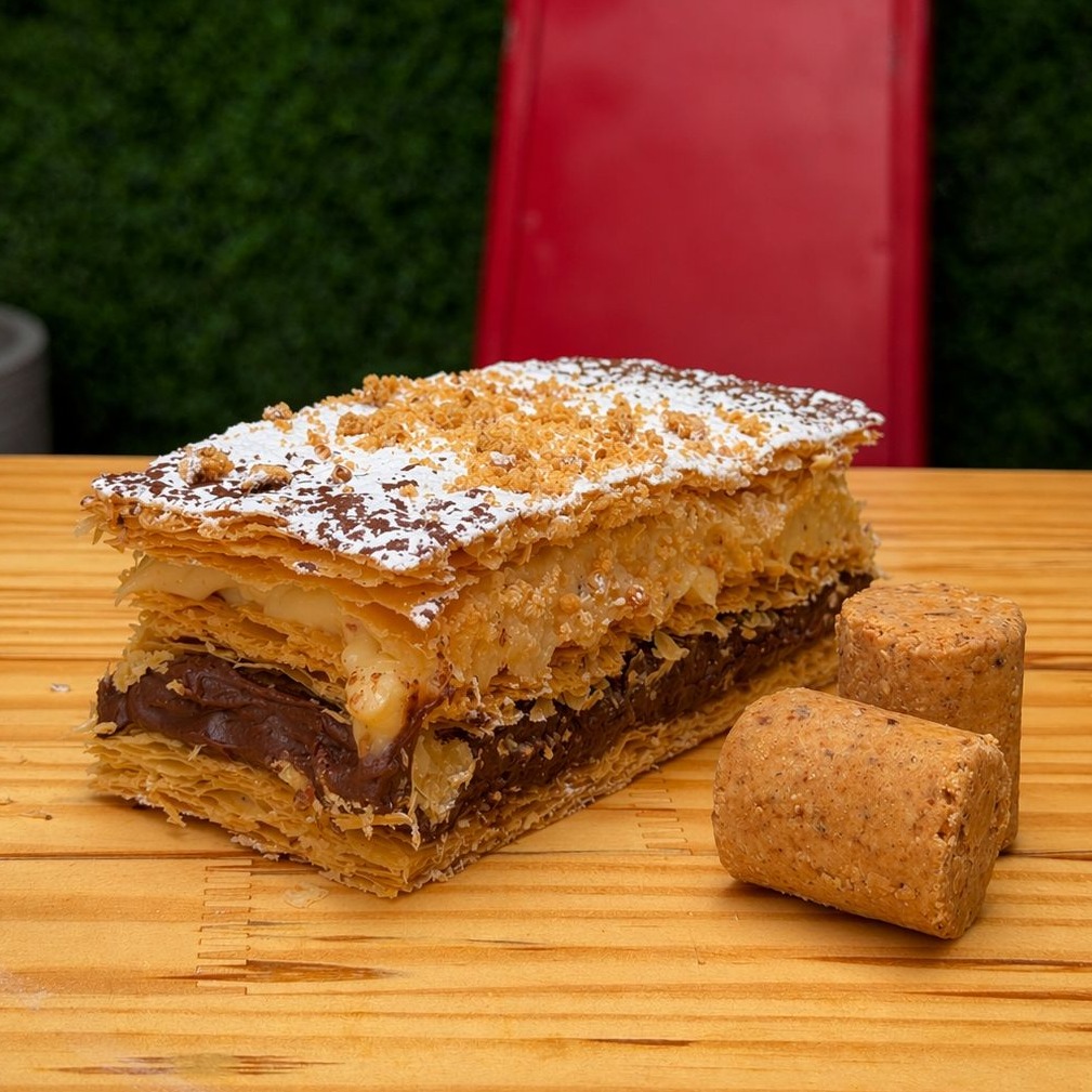 Mil folhas Chocolate com Paçoca