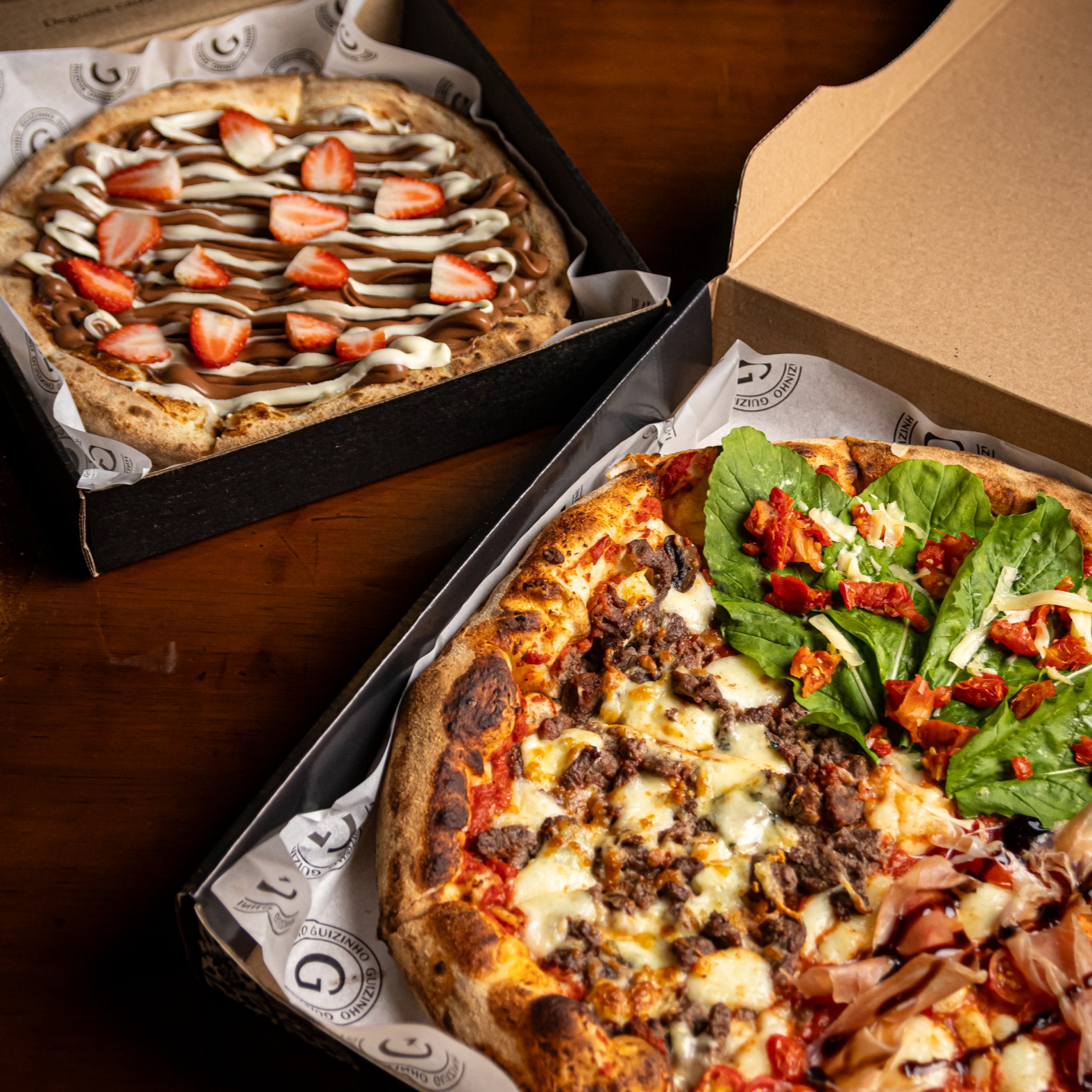 Compre 1 Pizza Grande e Leve 1 Pizza Doce Grátis