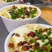 Batata recheada strogonoff frango 550gr