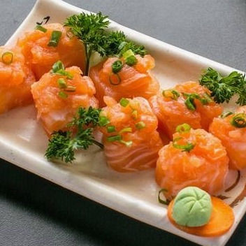 Sushi Jhou - 18 UN