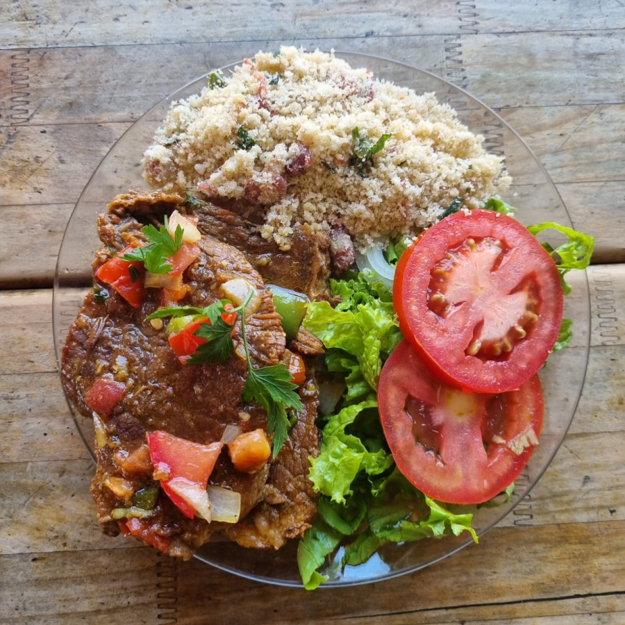 CARNE ASSADA COM FAROFA