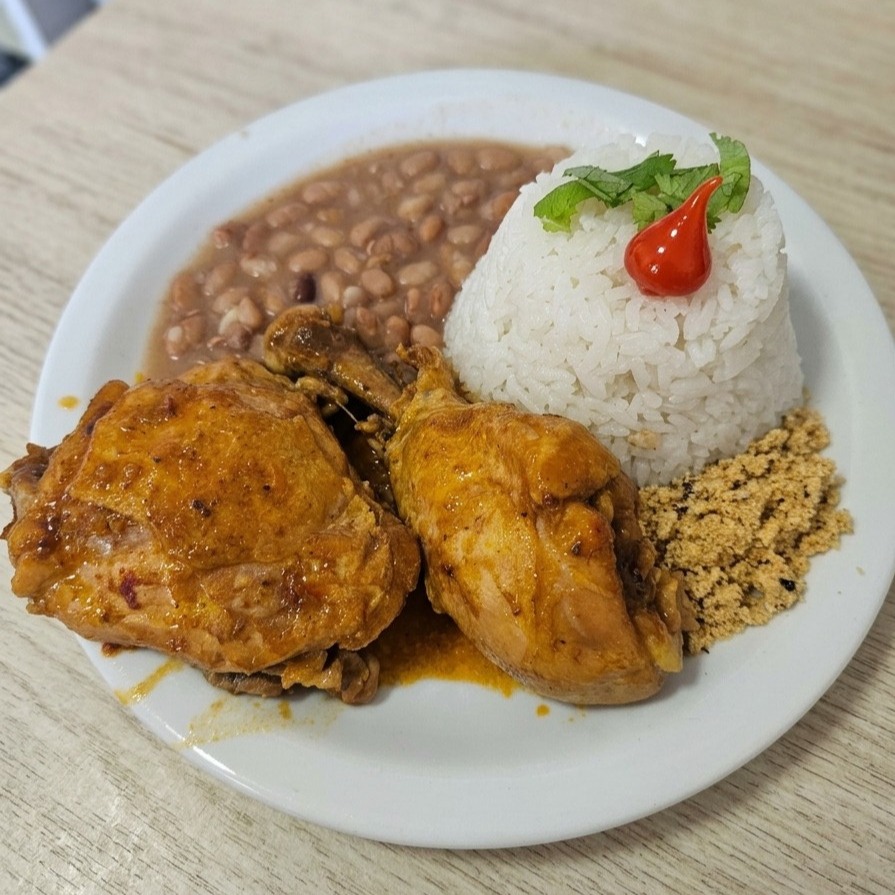 FRANGO AO MOLHO