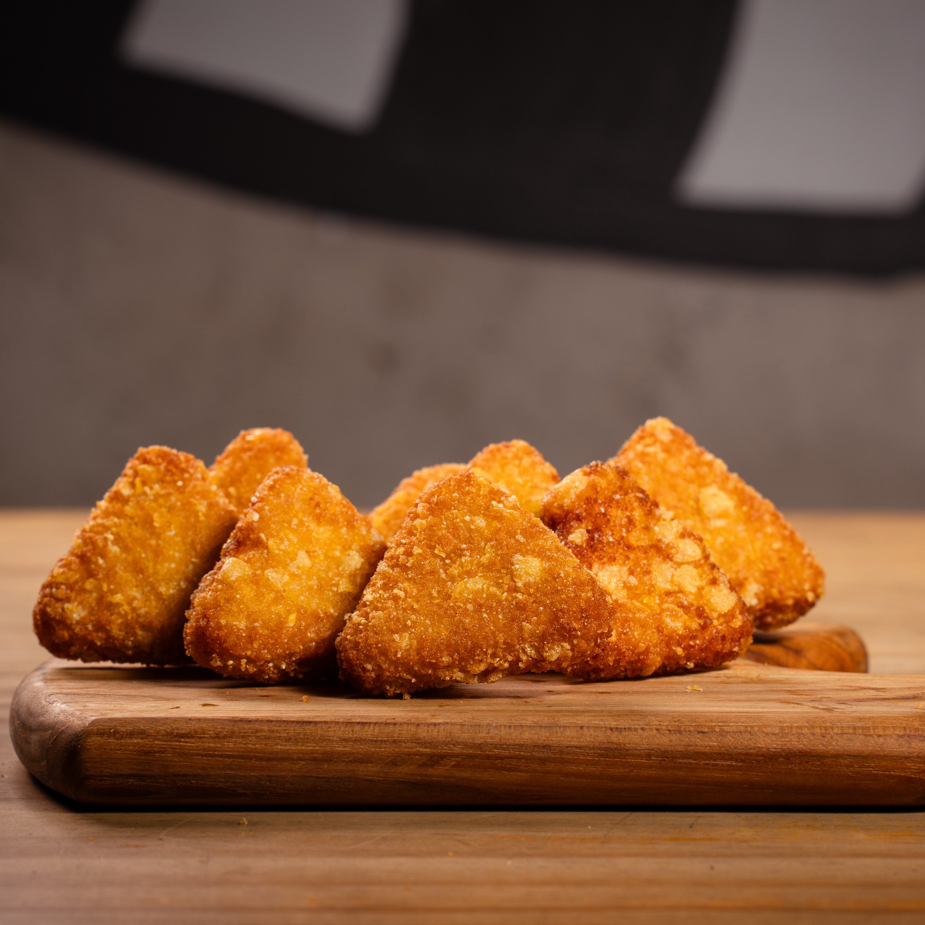 ** NOVO ** Nachos de queijo Empanado