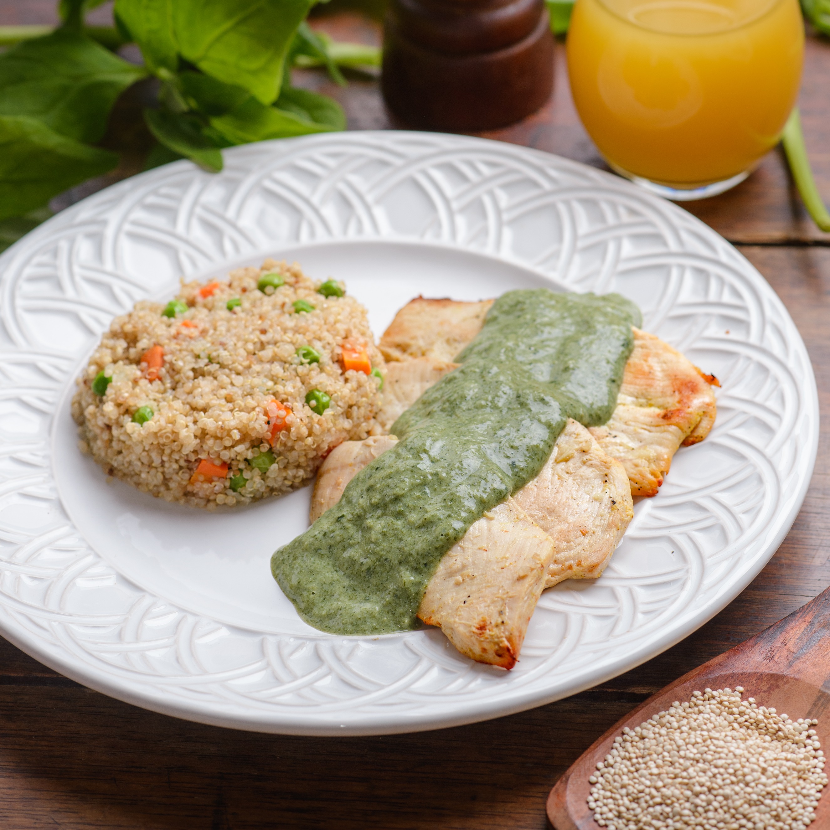 NP- Frango com Creme de Espinafre Quinoa Proteica
