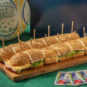 Lanche de Metro de Presunto
