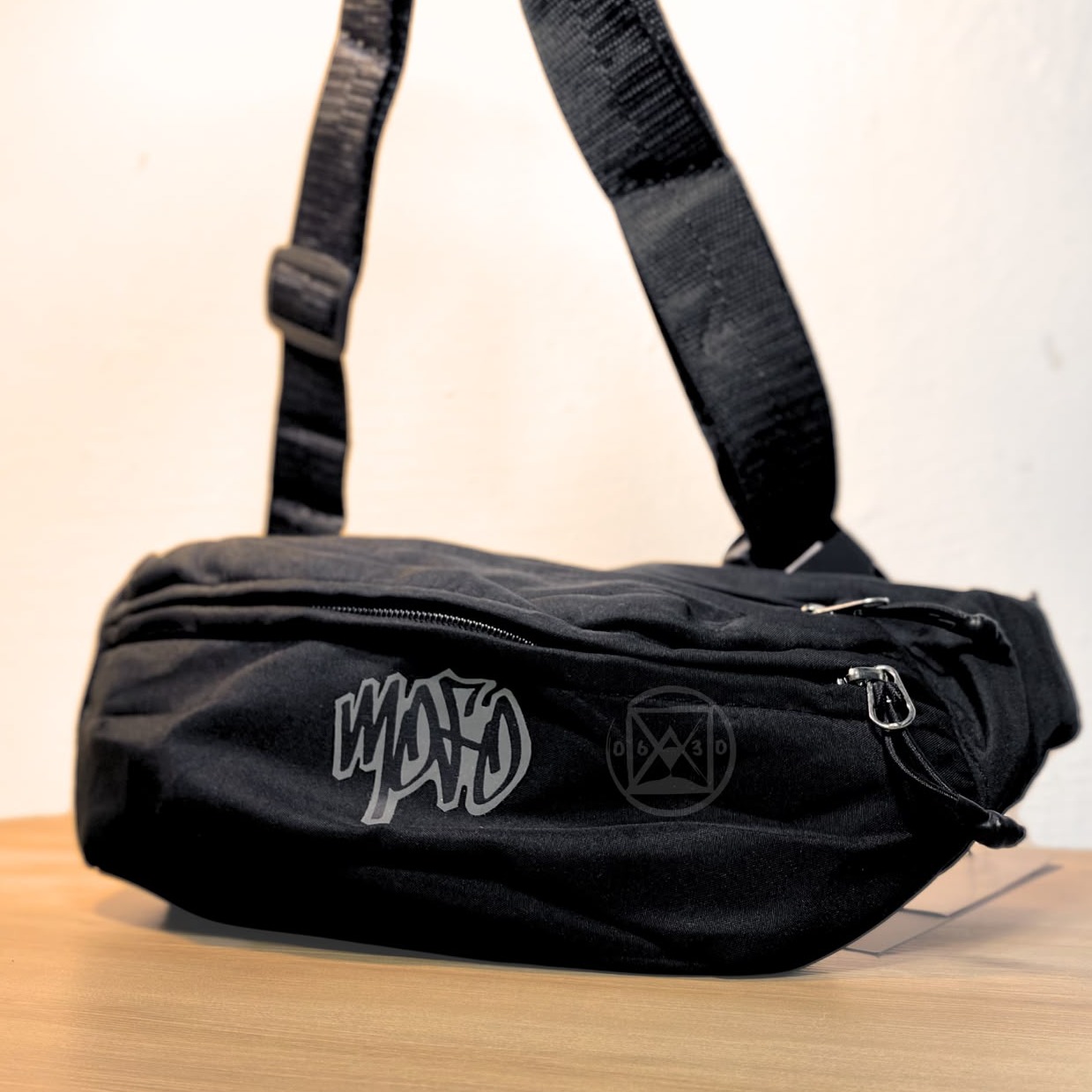 POCHET TRUST BLACK - 1 UNID