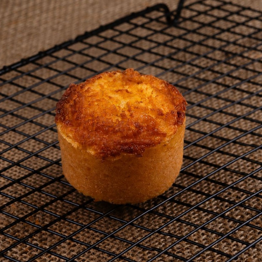 BOLO DE MILHO COM COCO INDIVIDUAL 