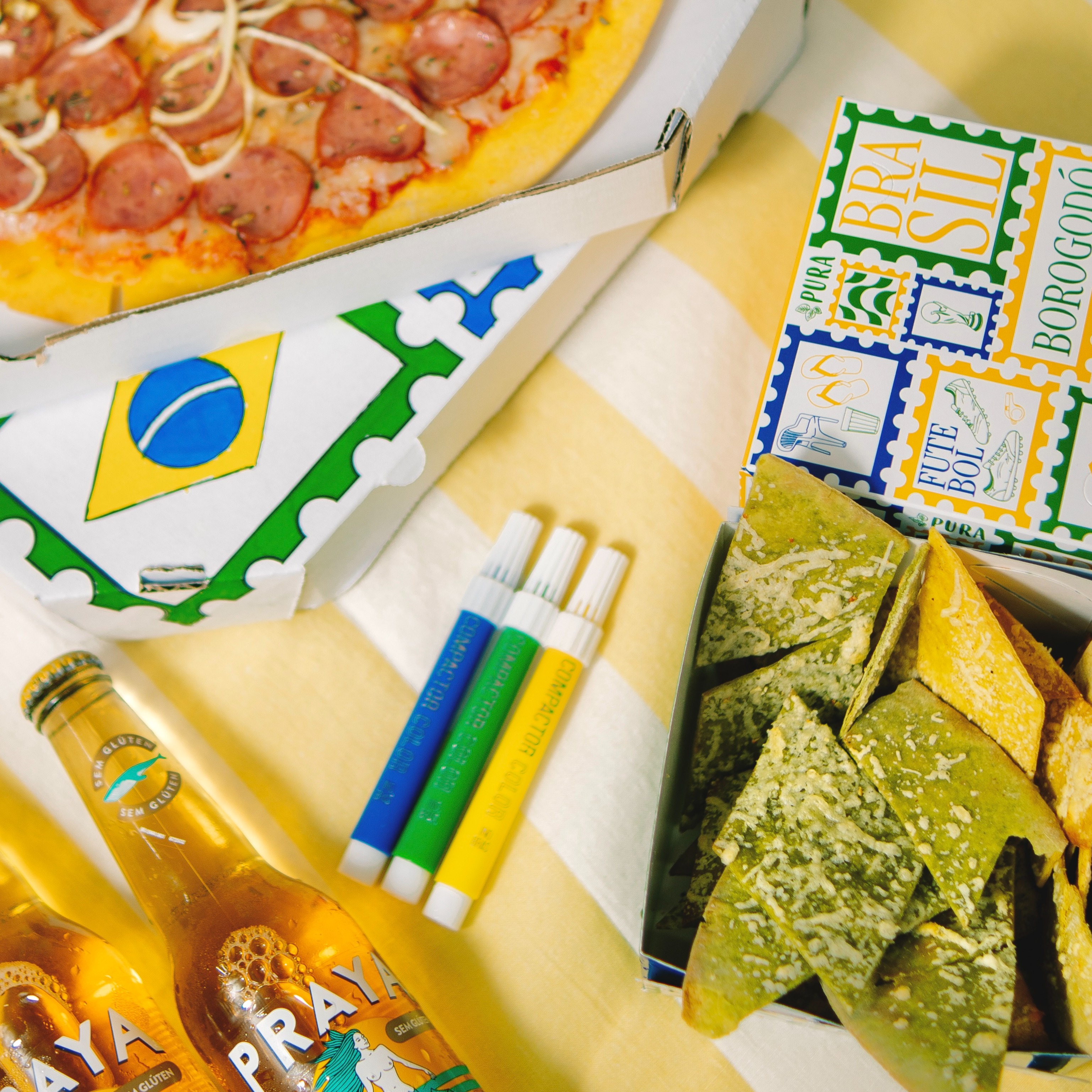 Ganhe 2 cervejas Praya + 1 kit canetinhas Compactor na compra de 2 Pizzas G + 2 Pura Chips