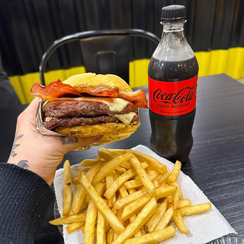 Combo Individual Duplo Bacon + Fritas + Coca 600ml