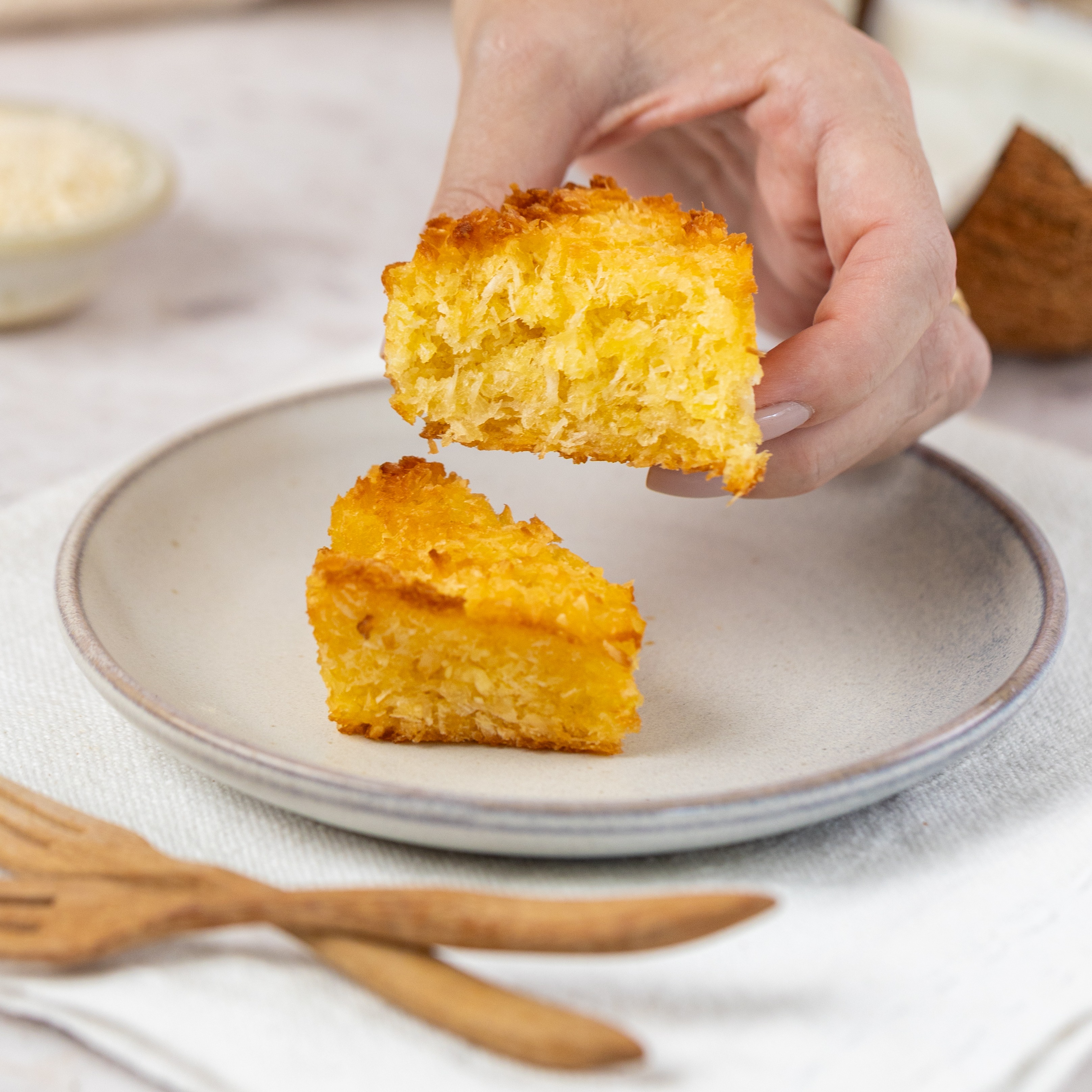 BOLO DE AIPIM COM COCO 