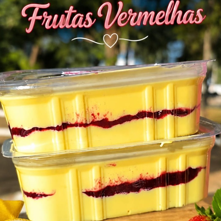 PAVE DE LIMAO SICILIANO COM FRUTAS VERMELHA