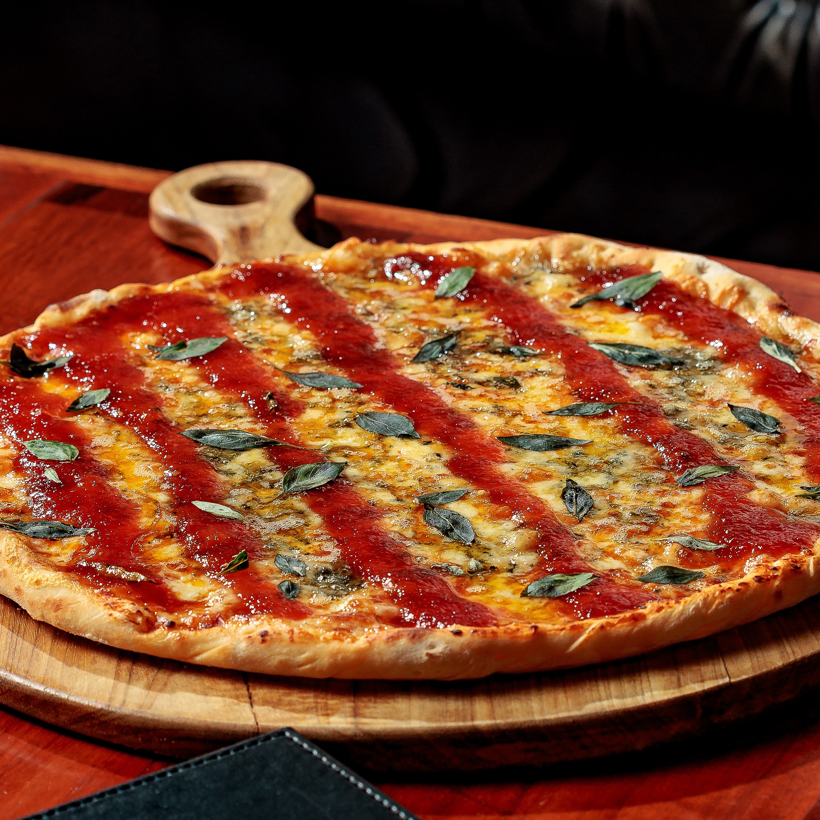 Pizza Grande Gorgonzola Com Geleia