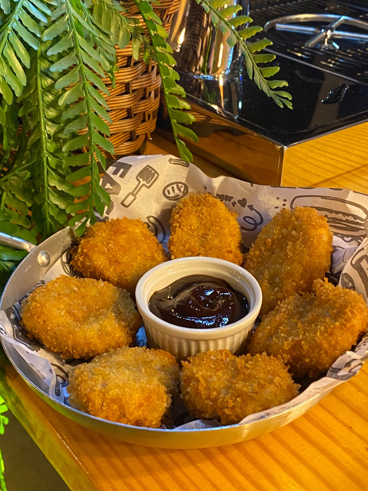 Nuggets Artesanal + Molho da sua preferência