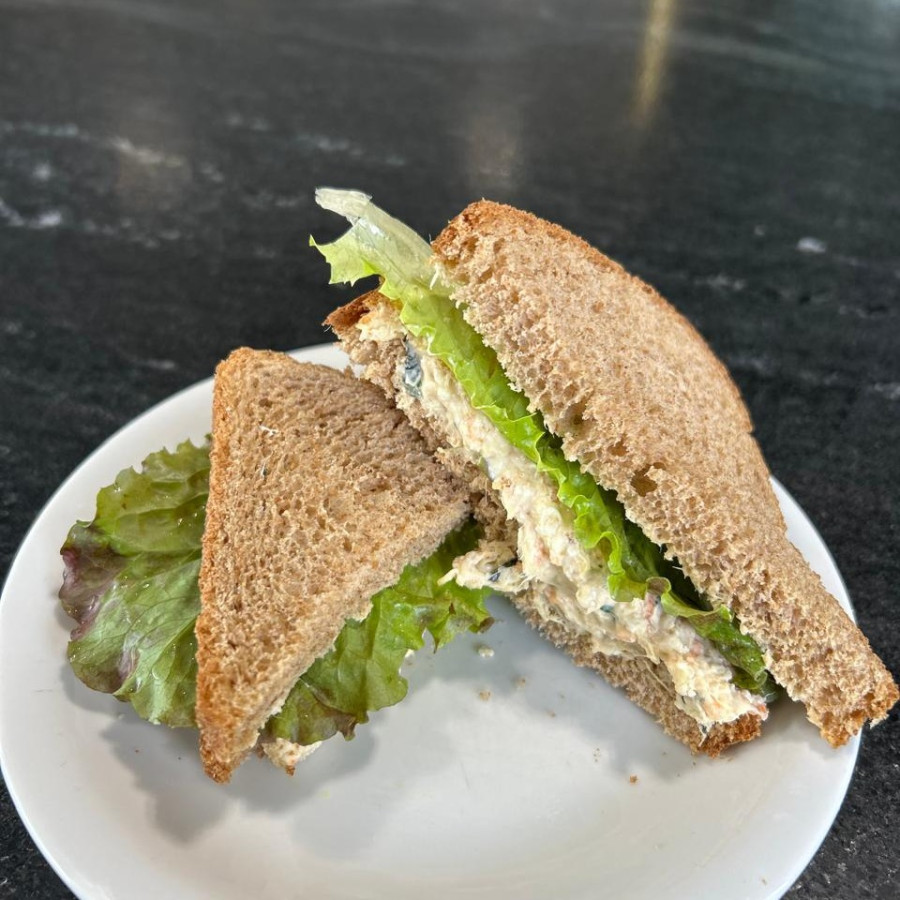 Combo de sanduíche natural de frango com chá 