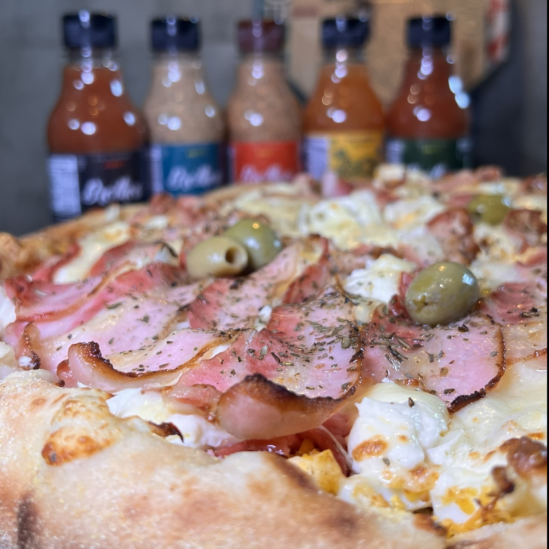 ** Pizza Tudão 30cm + Maionese Caseira 200ml **