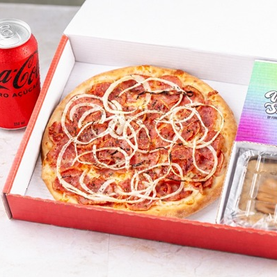 Box com Pizza Salgada 20cm + Brownie + Refri Lata