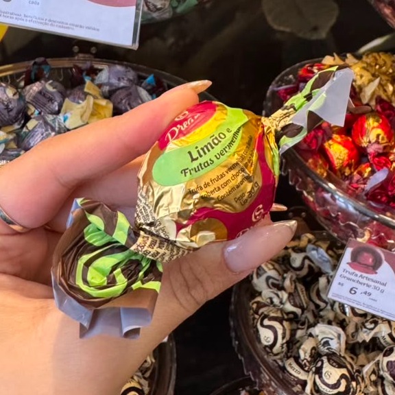 Trufa Limão e Frutas Vermelhas 30g