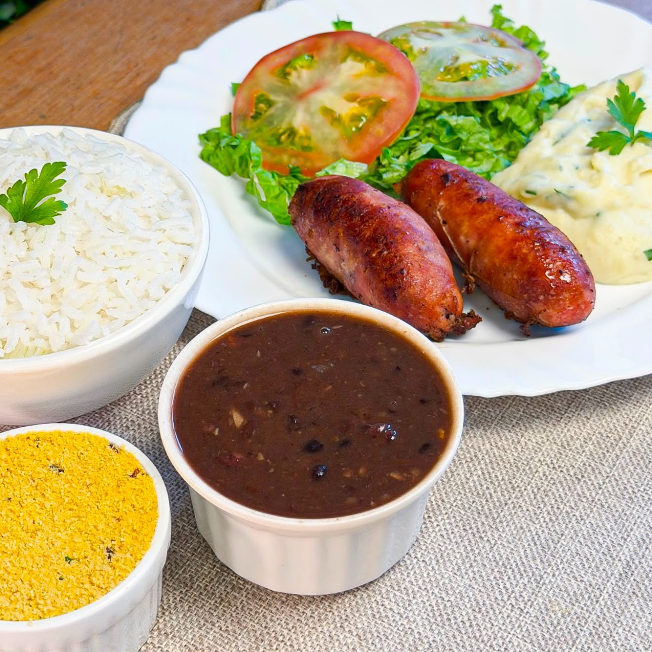 (Novidade) Prato Do Dia (Terça-Feira) Linguiça Toscana c/ Purê de Batata