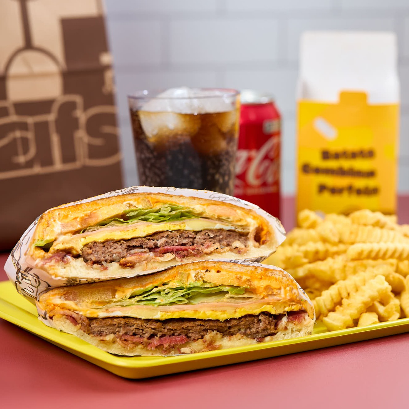 Combo X-Tudo 2 (Lanche + Batata + Refri Lata)