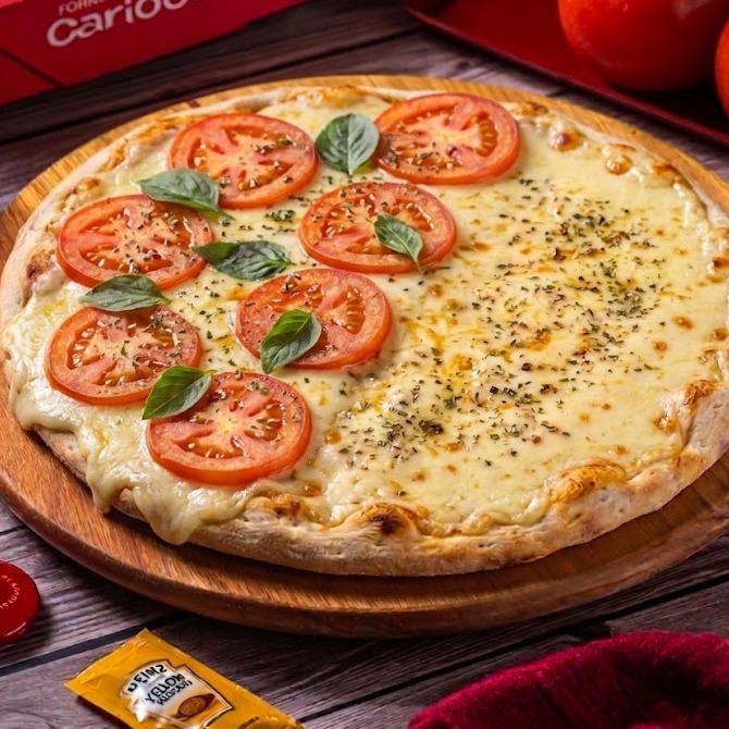 Pizza Giga 40cm (2 sabores) 1/2 Muçarela 1/2 Marguerita 