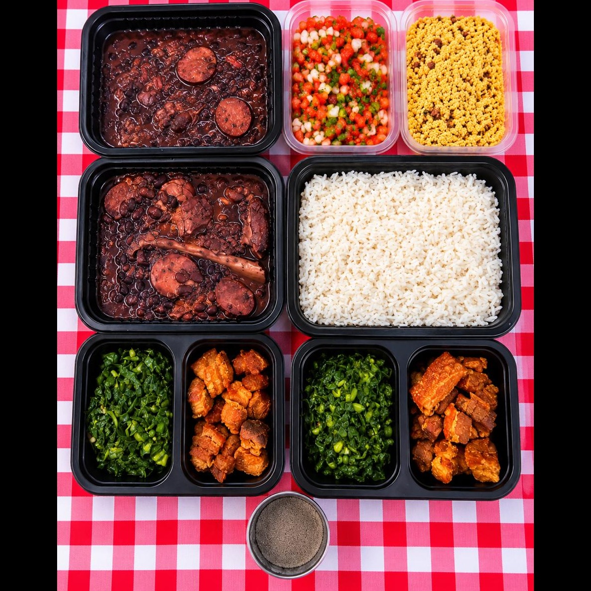 BIG FAMÍLIA - FEIJOADA - SERVE 4 A 5 PESSOAS