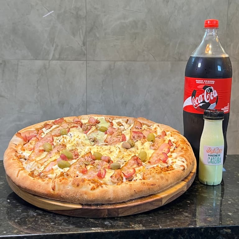 ** Pernil&Bacon 40cm + Coca 2L + Maionese Caseira **