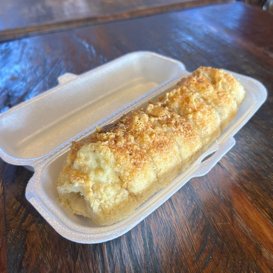 Pão de tomate seco com queijo