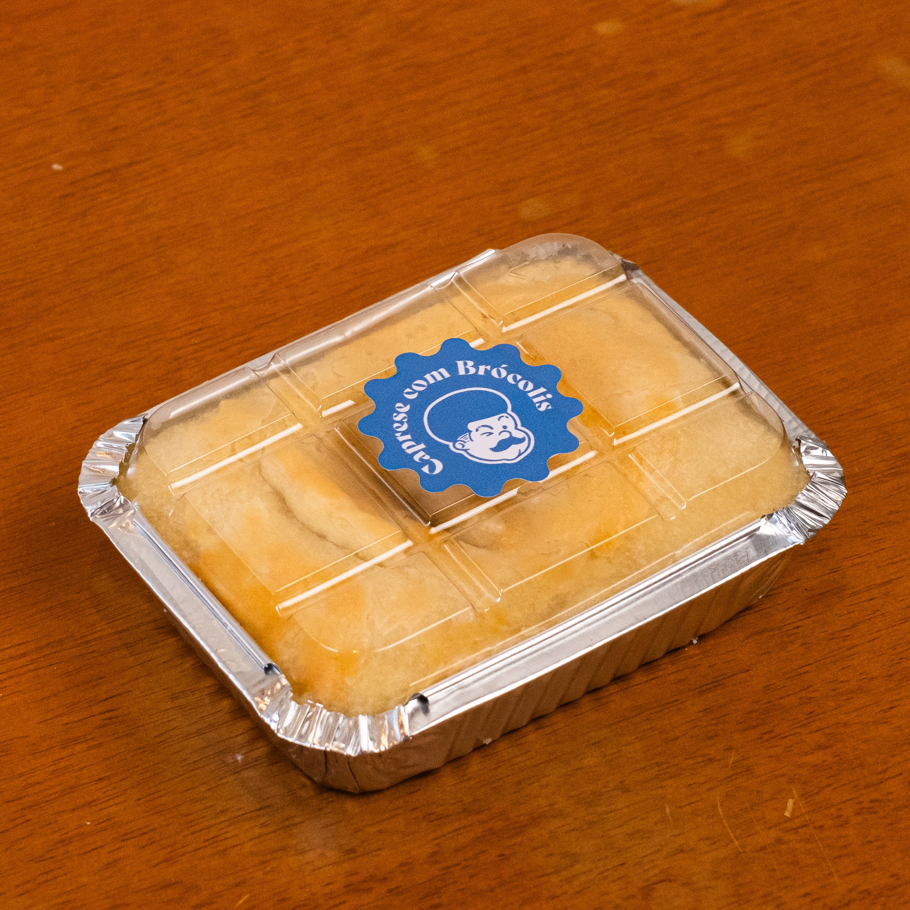 MiniJohn Caprese com Brócolis - Aprox. 200g