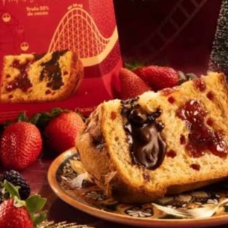 Panettone Frutas Vermelhas e Trufa 55% de Cacau 580g