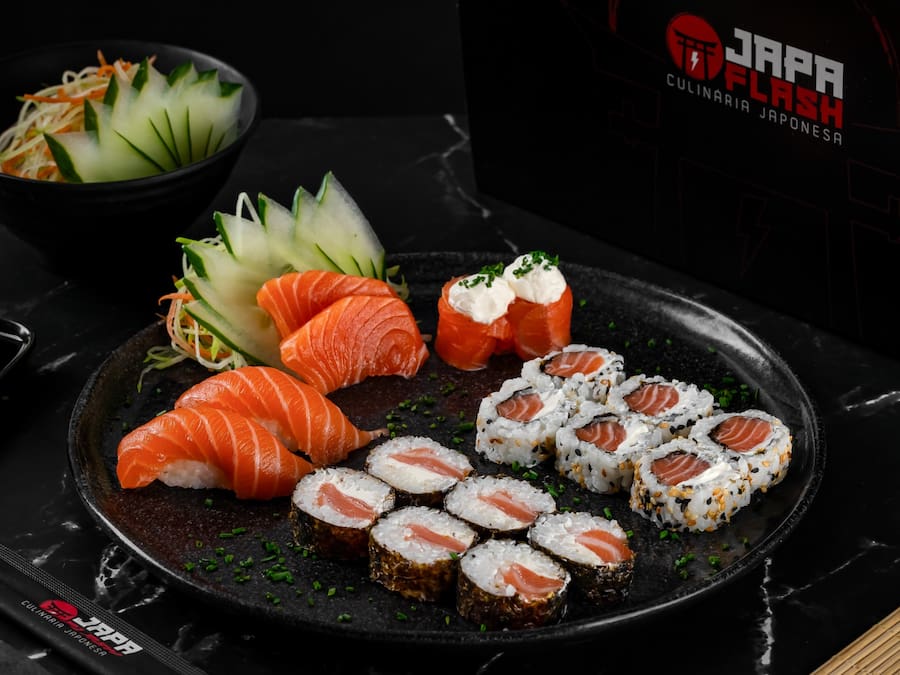  Box  Akira | 18 Peças (BOX SALMÃO) 