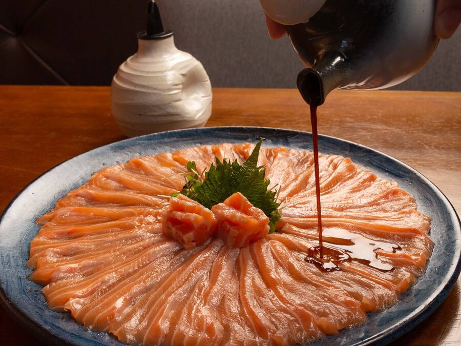 Carpaccio de salmão