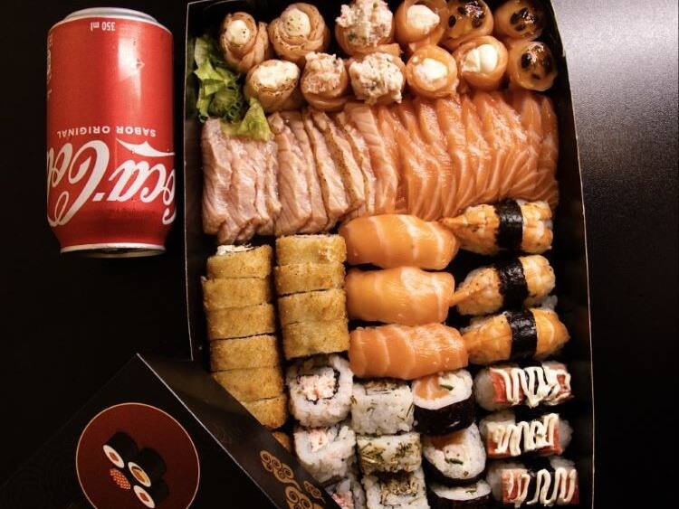 Combinado Max Sublime 60peças + 2 refrigerantes