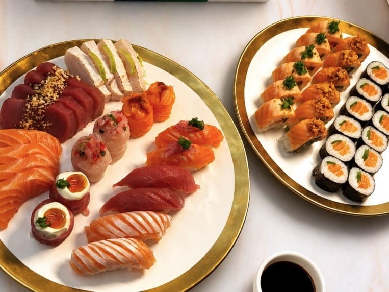 Combinado Namorados | 48 peças + Sushi de Coração