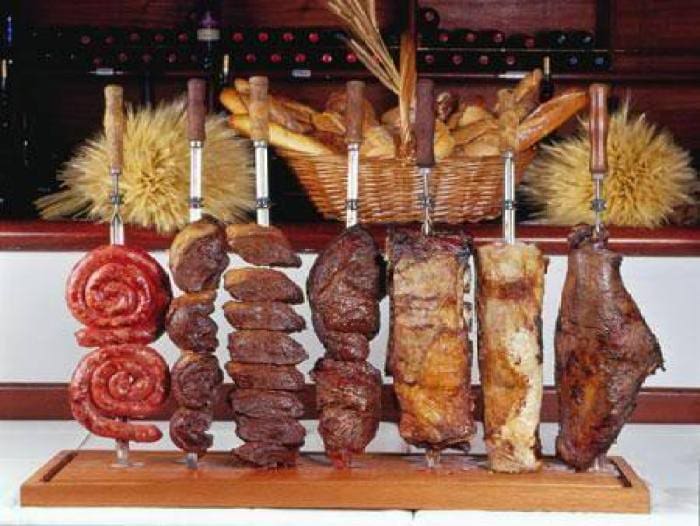 MISTÃO (carne, linguiça e calabresa)