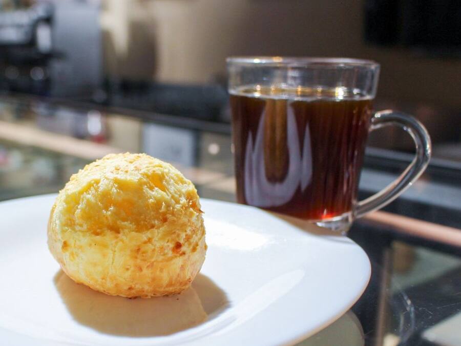 Combo Café Coado Manní 200 ml + 1 Pão de Queijo