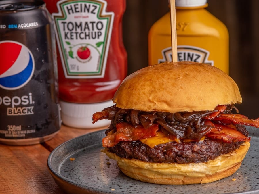 Combo Individual Lenhador Burger + Fritas + Coca