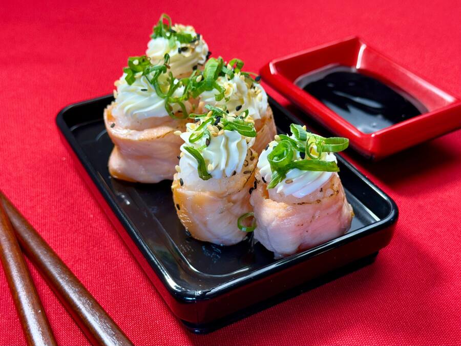Djô Salmão Flambado com Cream Cheese (5 peças)