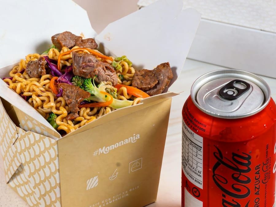 Escolha o Yakisoba (600g) + Bebida promo