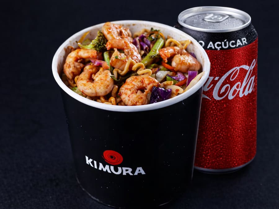 Escolha seu Yakisoba (500g) + Bebida Grátis