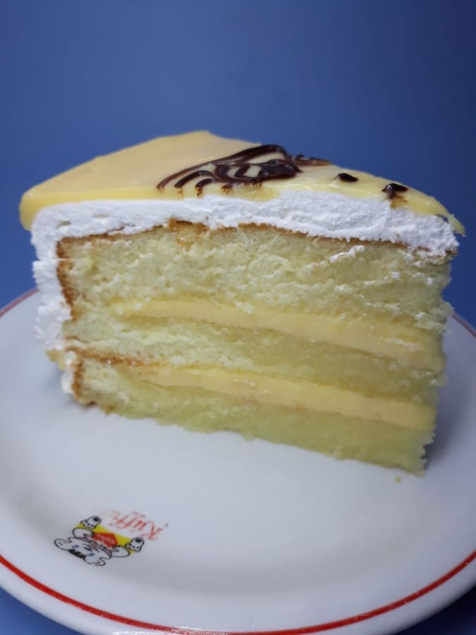 Fatia de torta de maracujá