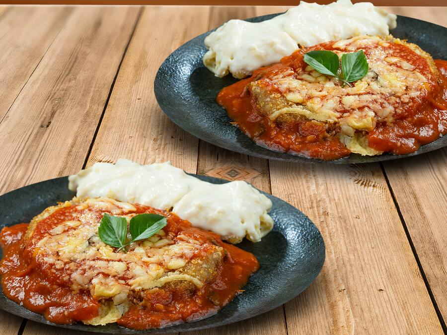 Fetuccine Alfredo com Parmegiana de Mignon + Fettucine Alfredo Parmeg. Frango