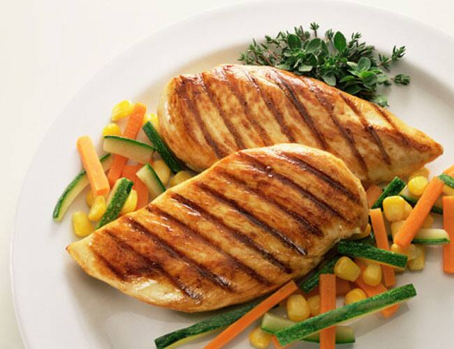 Filé de frango com legumes