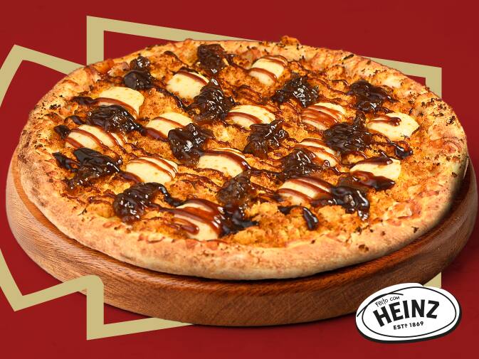 Frango, cebola caramelizada e Bbq Heinz 40cm